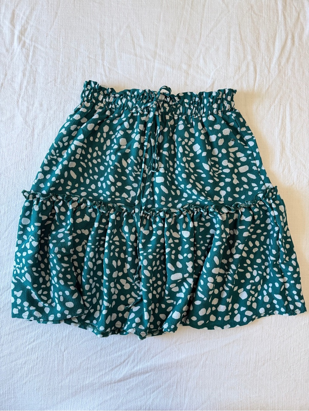 Green Cream Abstract Print Tiered Ruffle Mini Skirt Drawstring Waist